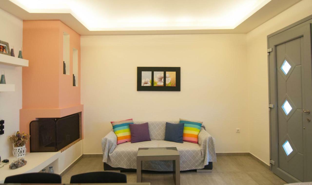 Viglaki House Villa มีกรีวิกลา ภายนอก รูปภาพ